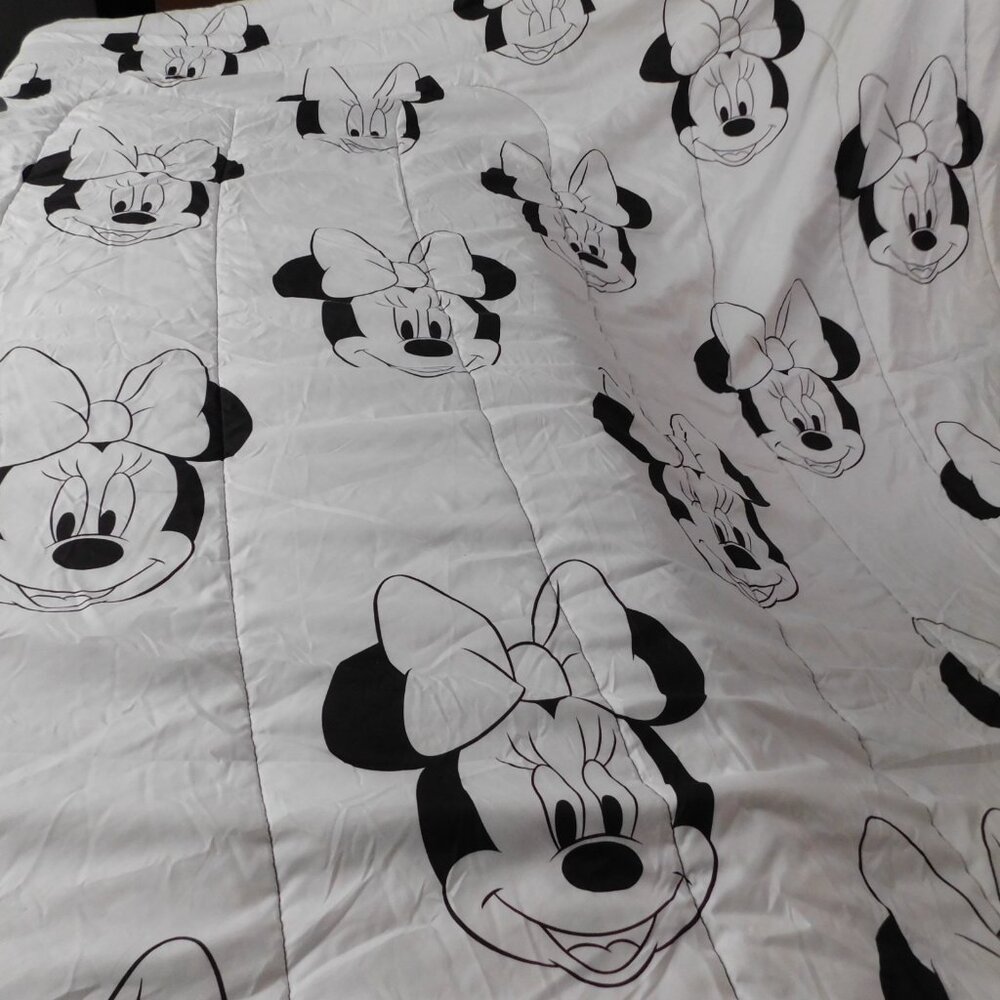 Disney Minnie Mouse Quilt Black White Gold Twin Comforter 78" x 84" Reversible - Picture 1 of 5